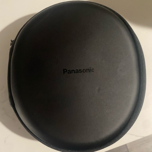 Panasonic over the ear headphones - Picture 4 of 4